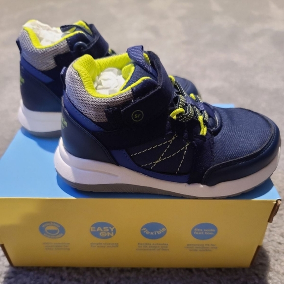 Munchkin Navy High top Sneakers kids size 8M - Picture 2 of 9